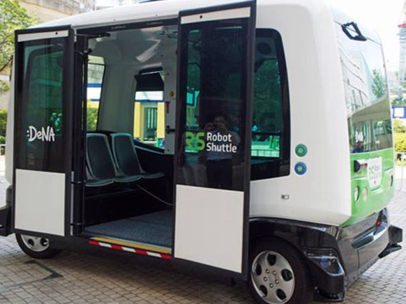 EasyMile推出升級(jí)版EZ10無(wú)人駕駛公交車(chē)，可實(shí)現(xiàn)自動(dòng)駕駛和環(huán)境監(jiān)測(cè)功能